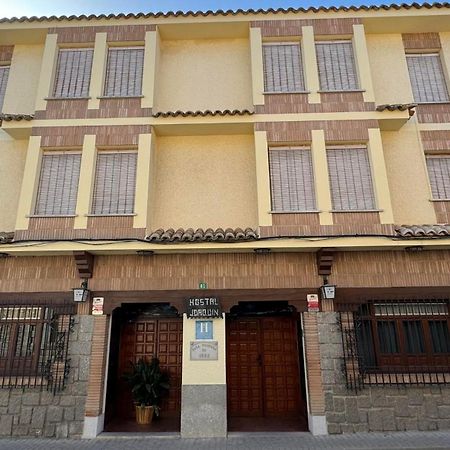 Hostal Joaquin Las Ventas con Pena Aguilera エクステリア 写真