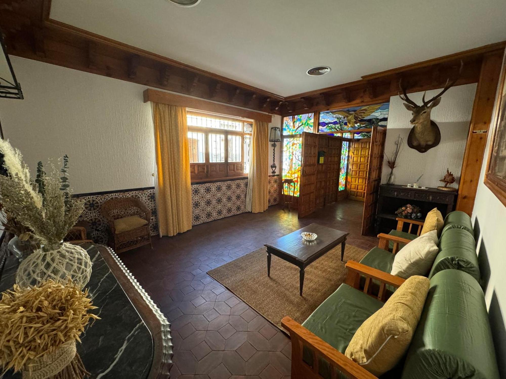 Hostal Joaquin Las Ventas con Pena Aguilera エクステリア 写真